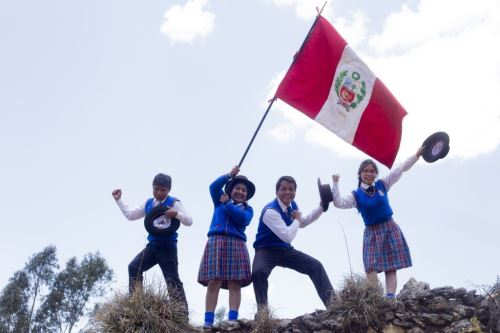 Estudiantes Ayacuchanos